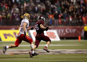 爱游戏赛事中心-北京鸭本土球员逐渐挑起进攻重担，北京鸭男篮新logo